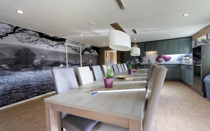 Familiehuis de Spar eetkamer