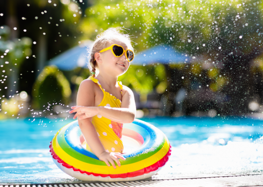 Zomer zwembad kind
